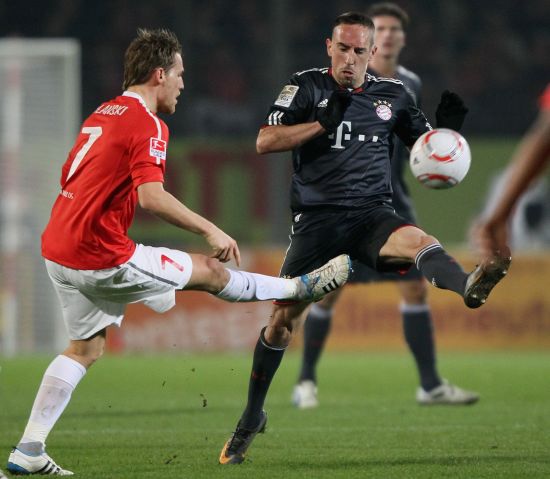 返冰面, 位女将也实