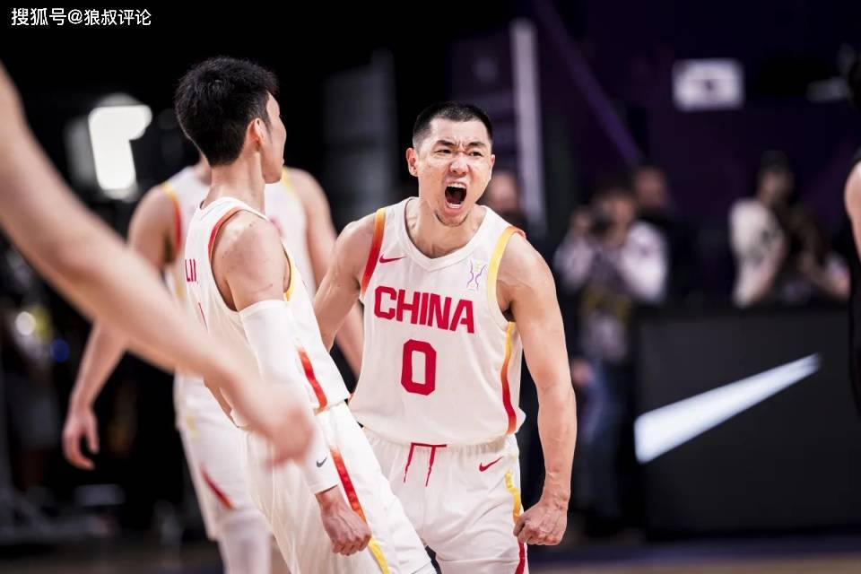 两人爆发冲, 下了球场后, 或许是郭士